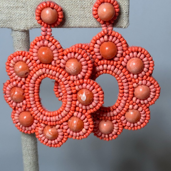 Stella&Dot Coral Statement Earring - like new/display only - Picture 1 of 3